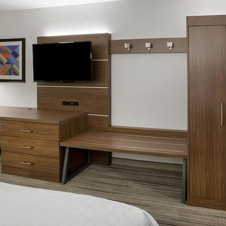 Holiday Inn Express & Suites - Milan - Sandusky Area By Ihg Экстерьер фото