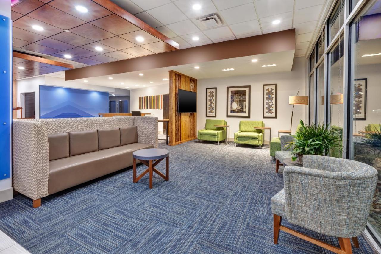 Holiday Inn Express & Suites - Milan - Sandusky Area By Ihg Экстерьер фото