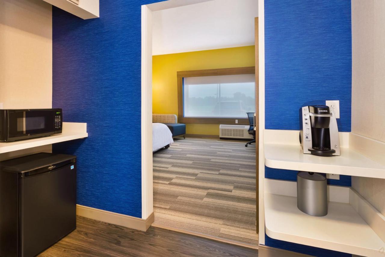 Holiday Inn Express & Suites - Milan - Sandusky Area By Ihg Экстерьер фото